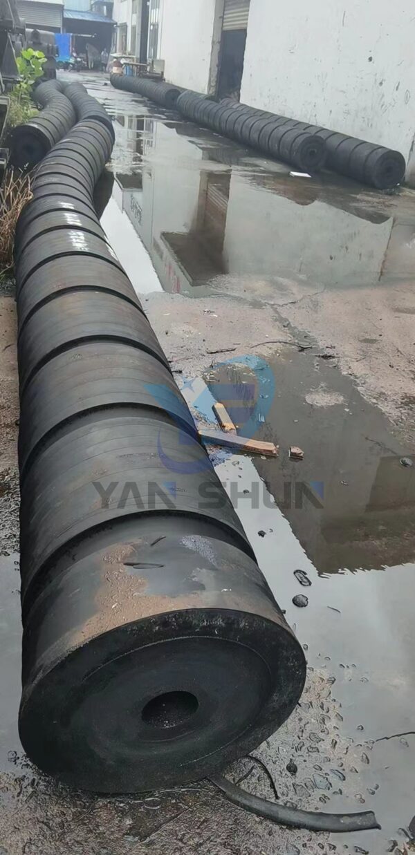 TY Tug Cylindrical Rubber Fenders Yan Shun Marine